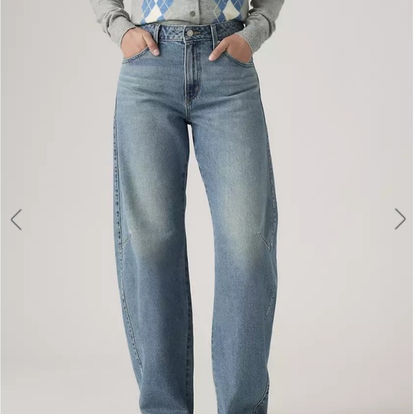 Levi's Denim - Levi's Women's baggy dad barrel jeans